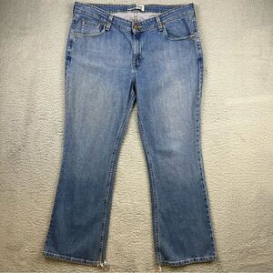 Levis Signature Jeans Womens 14 SC Low Rise Bootcut Medium Wash Blue Distressed‎